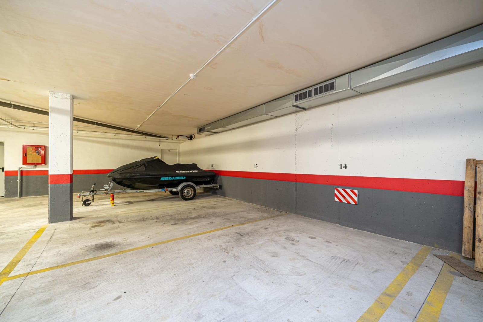 Garage zu vermieten in Coll d'en Rabassa - 120 € (Ref: 9833845)