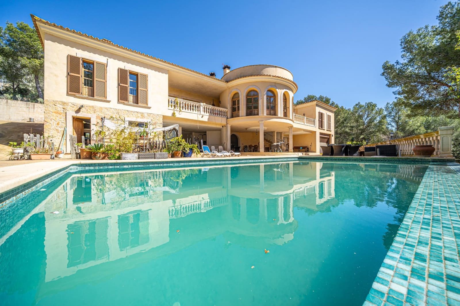 5 bedroom Villa for sale in Peguera / Paguera with pool garage - € 1,800,000 (Ref: 9839466)