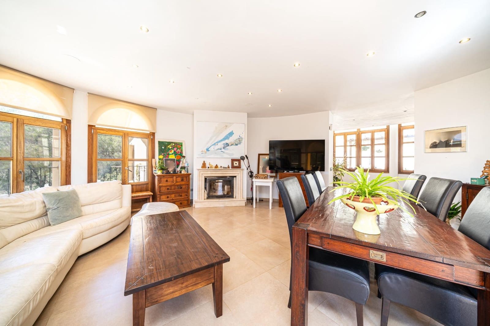 5 bedroom Villa for sale in Peguera / Paguera with pool garage - € 1,800,000 (Ref: 9839466)
