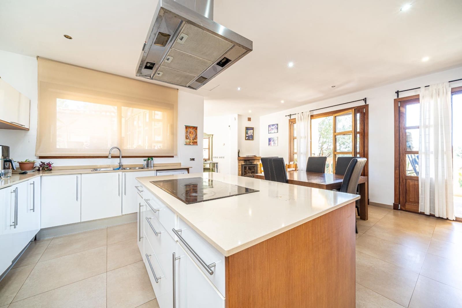 5 bedroom Villa for sale in Peguera / Paguera with pool garage - € 1,800,000 (Ref: 9839466)