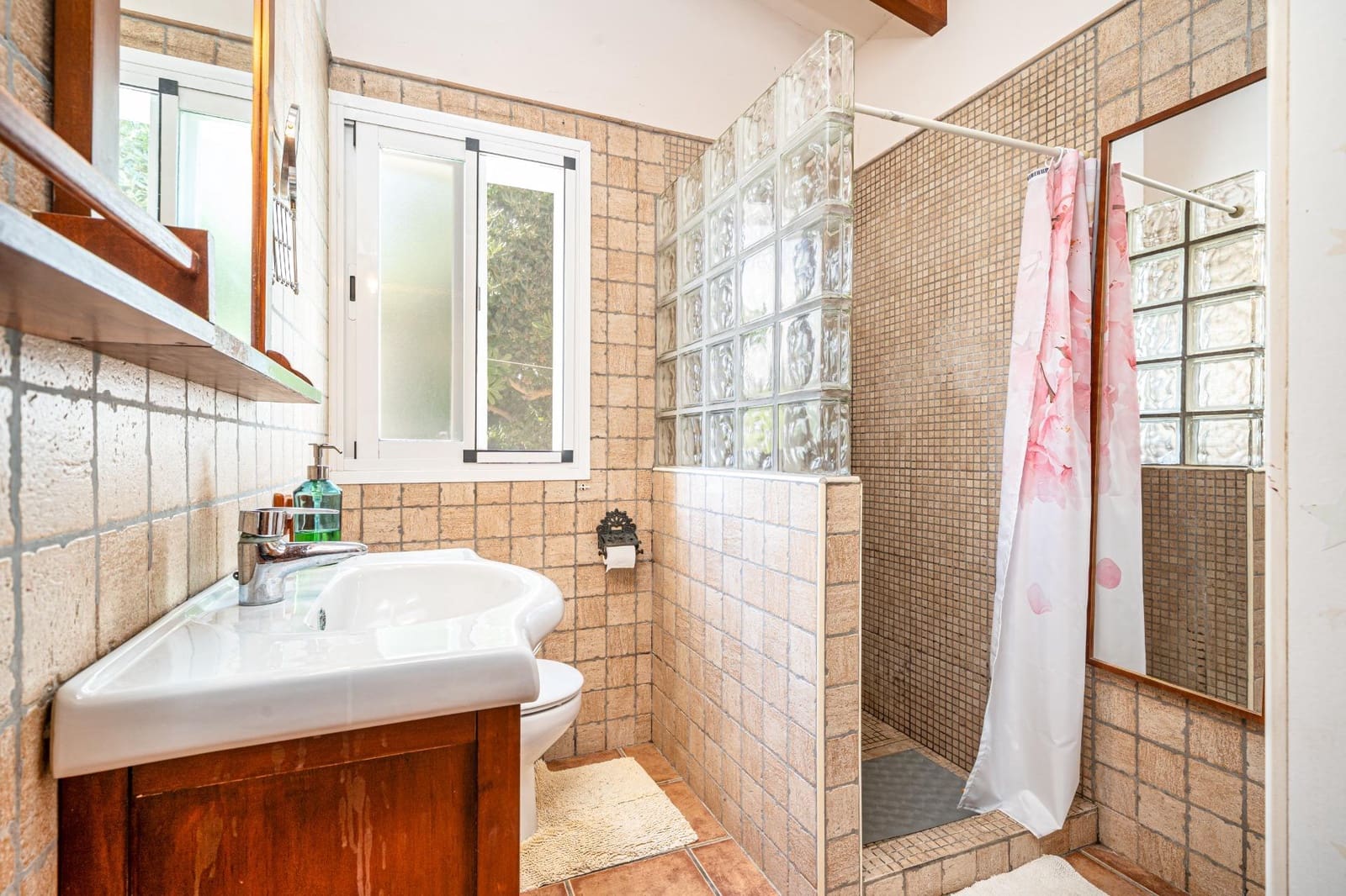 3 quarto Moradia para venda em Son Ferriol com piscina garagem - 690 000 € (Ref: 9839467)