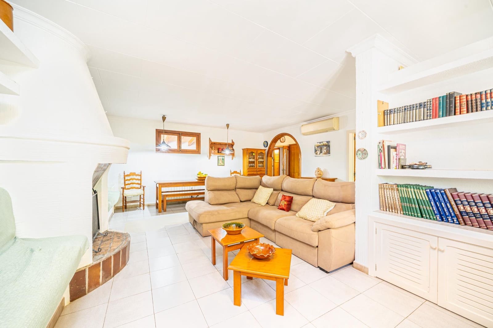 3 quarto Moradia para venda em Son Ferriol com piscina garagem - 690 000 € (Ref: 9839467)