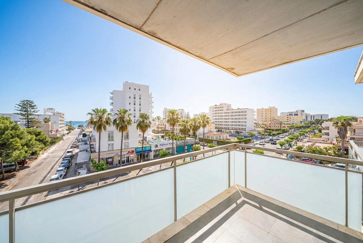 2 bedroom Flat for sale in Sant Llorenc des Cardassar - € 299,900 (Ref: 9839468)