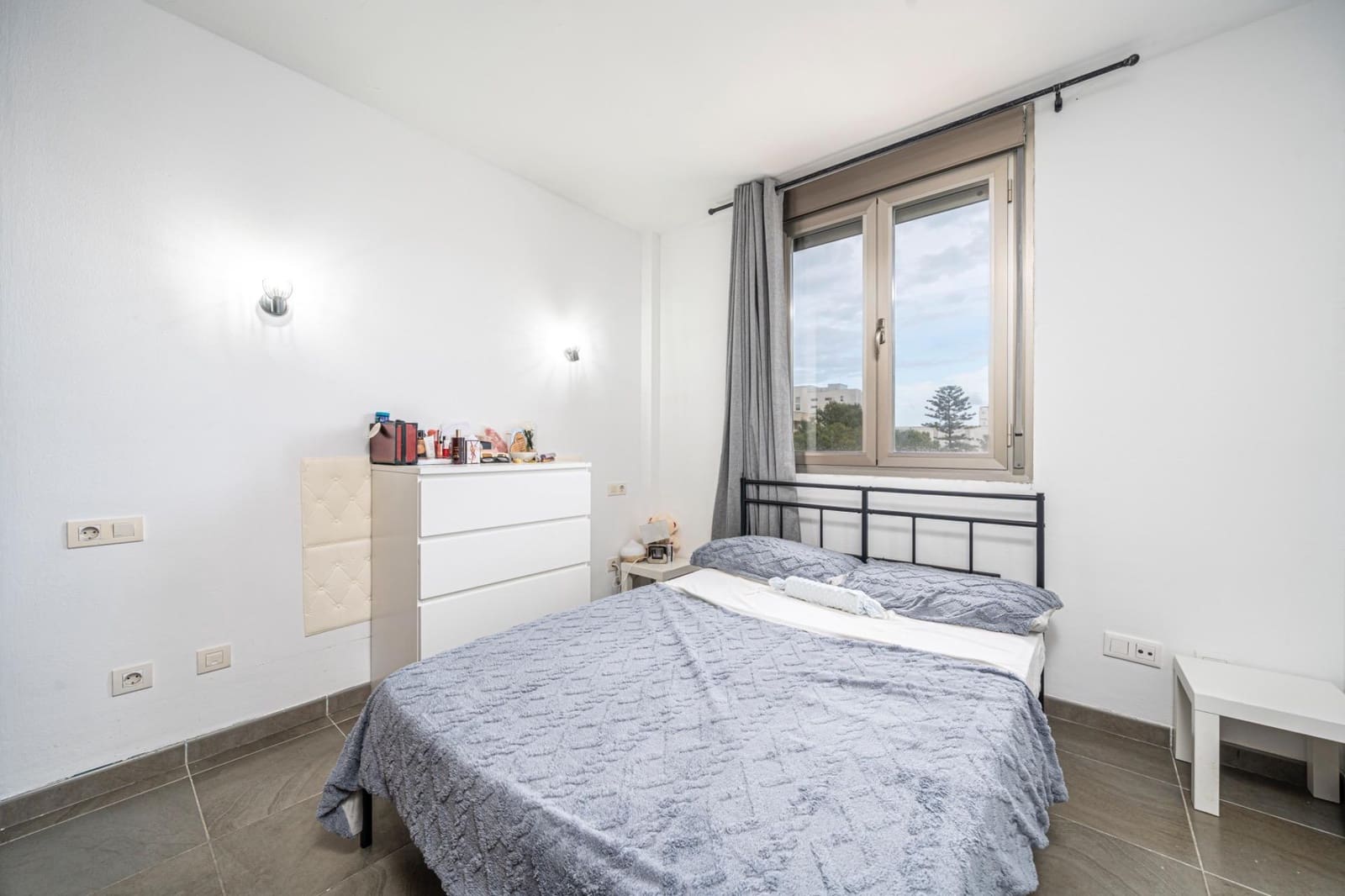 2 bedroom Flat for sale in Sant Llorenc des Cardassar - € 299,900 (Ref: 9839468)