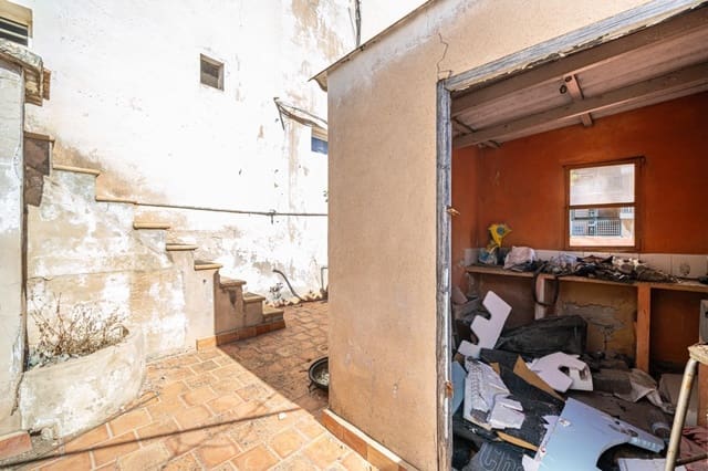 8 soverom Hus til salgs i El Terreno, Palma de Mallorca - € 649 000 (Ref: 9867119)
