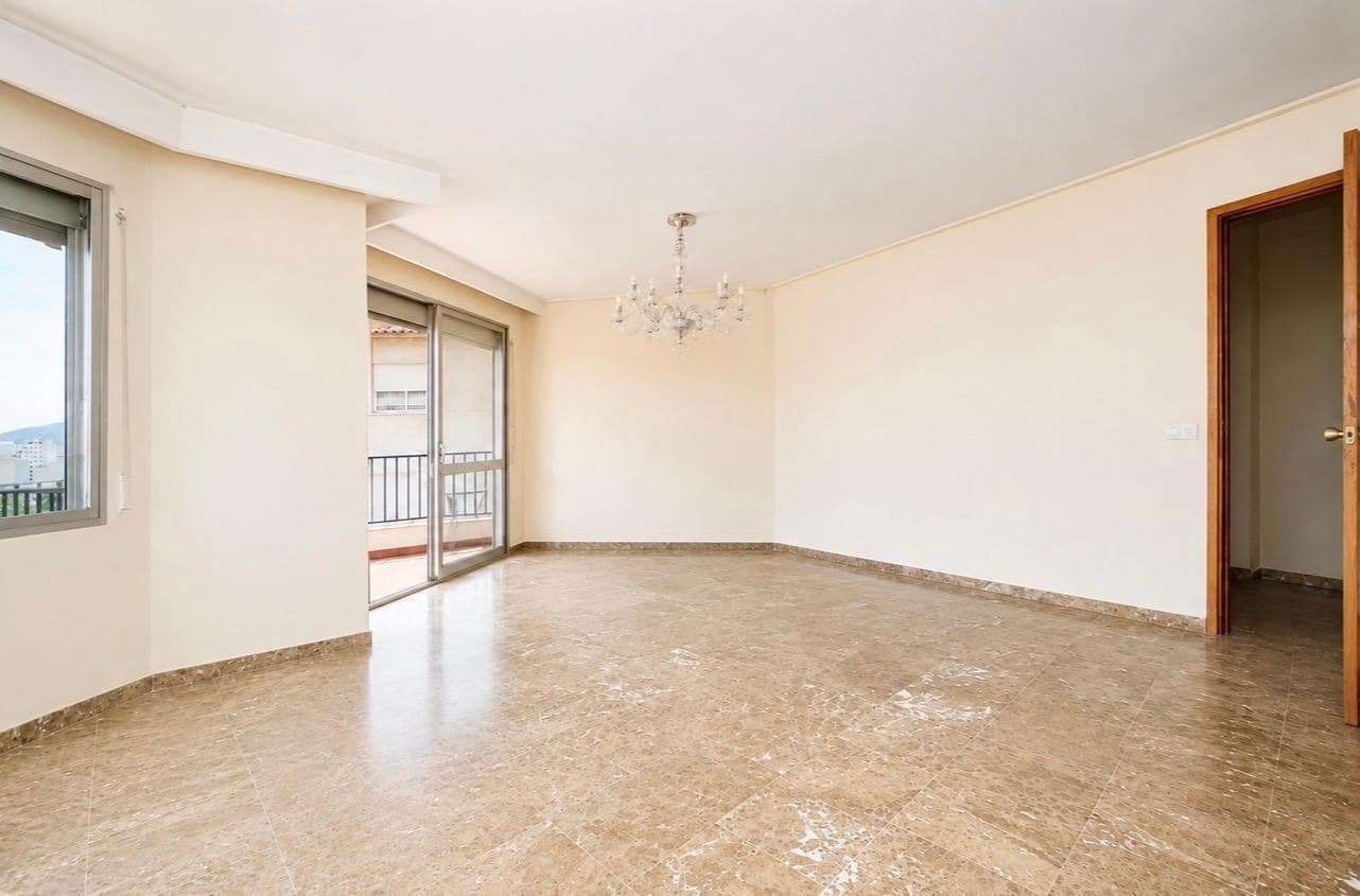 4 chambre Appartement à vendre à Palma de Mallorca avec garage - 650 000 € (Ref: 9882050)
