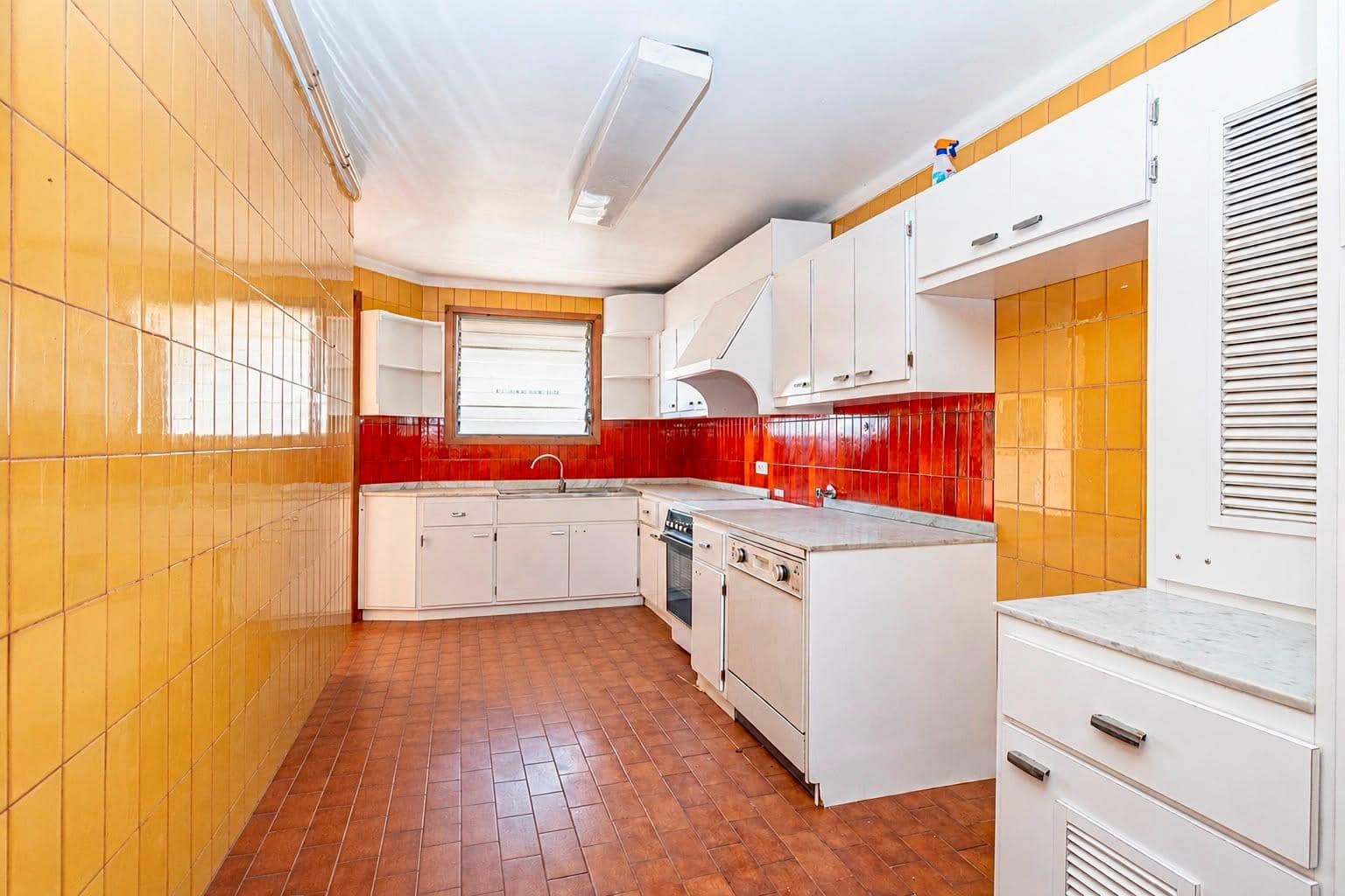 4 chambre Appartement à vendre à Palma de Mallorca avec garage - 650 000 € (Ref: 9882050)