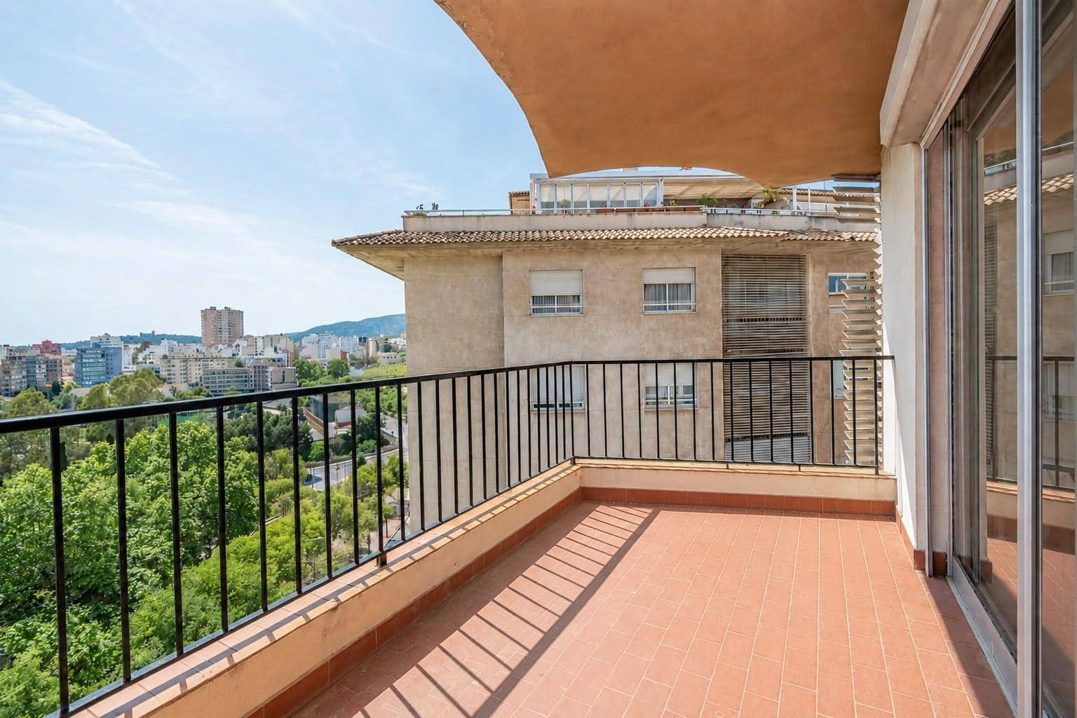 4 chambre Appartement à vendre à Palma de Mallorca avec garage - 650 000 € (Ref: 9882050)