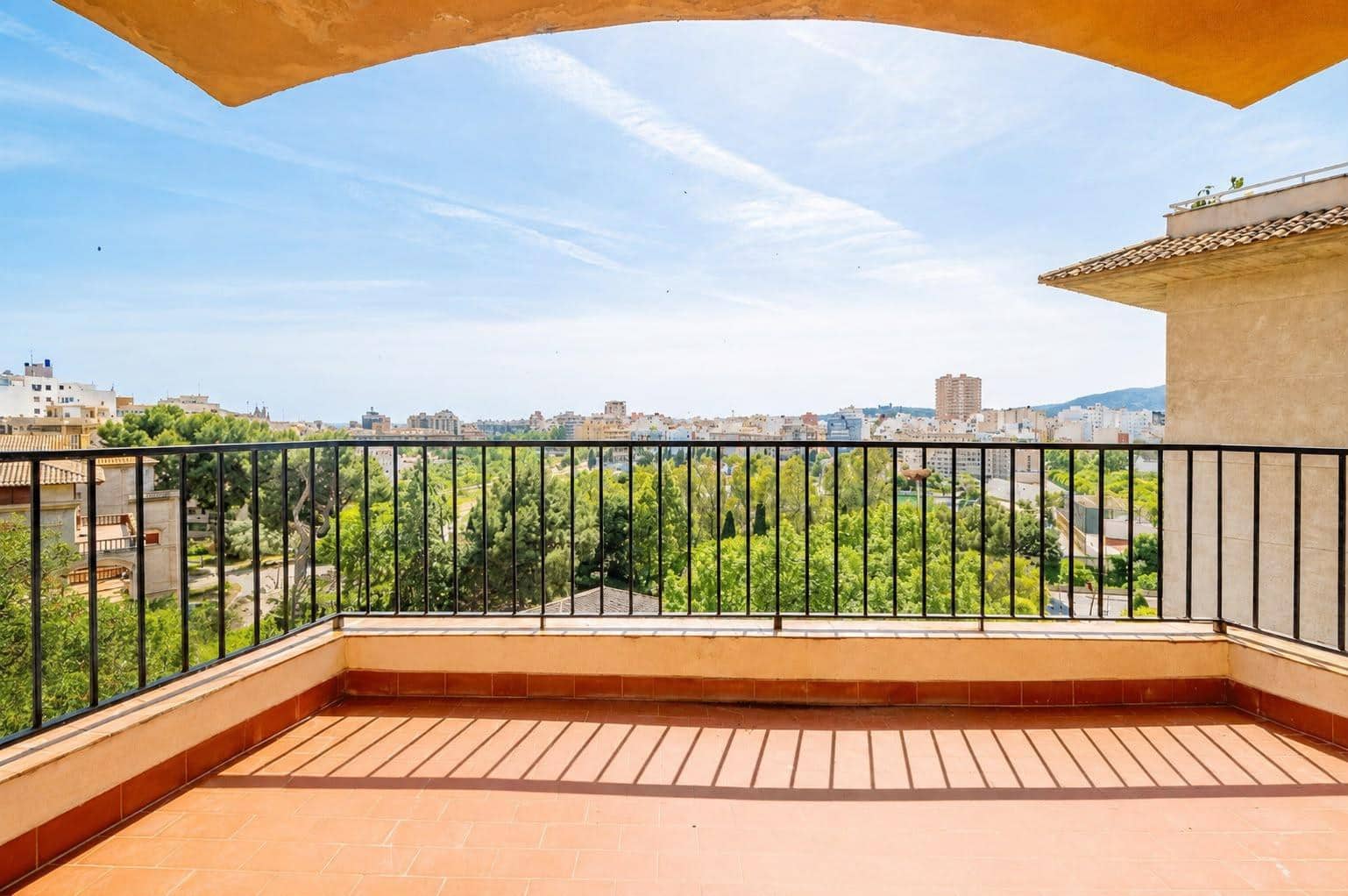 4 chambre Appartement à vendre à Palma de Mallorca avec garage - 650 000 € (Ref: 9882050)