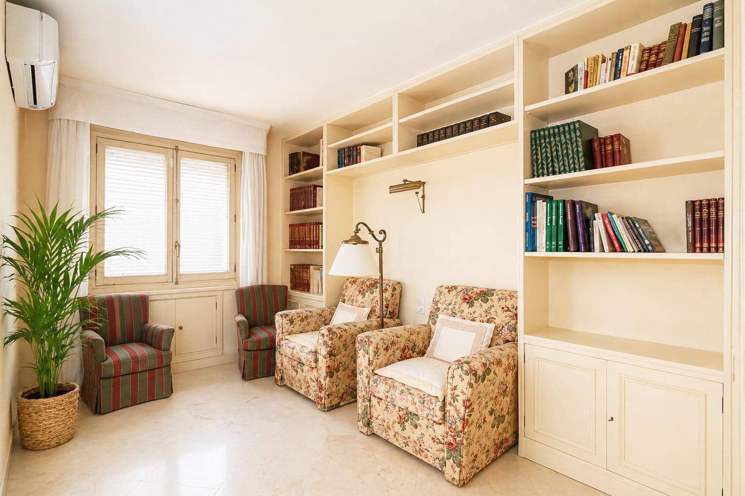 4 slaapkamer Penthouse te koop in Palma de Mallorca met garage - € 780.000 (Ref: 9882051)