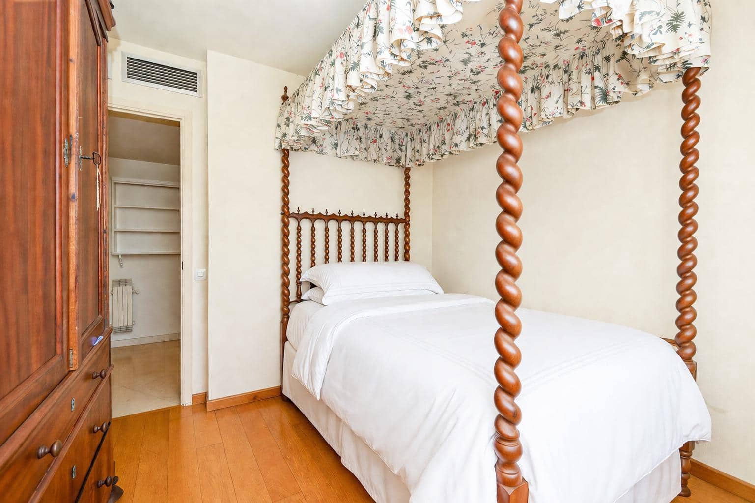 4 slaapkamer Penthouse te koop in Palma de Mallorca met garage - € 780.000 (Ref: 9882051)