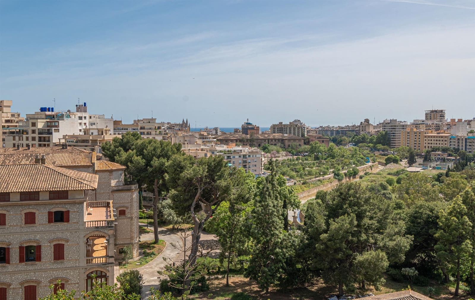 4 slaapkamer Penthouse te koop in Palma de Mallorca met garage - € 780.000 (Ref: 9882051)