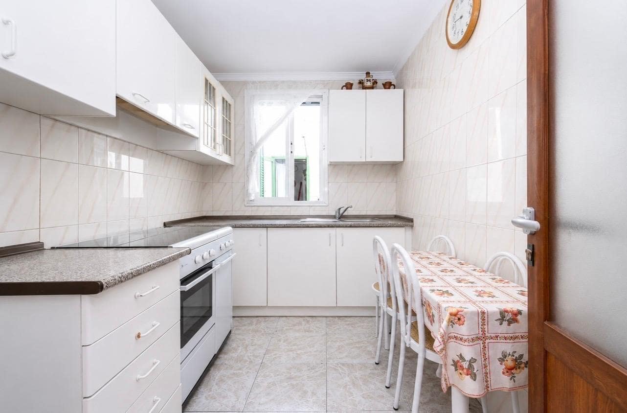 3 slaapkamer Appartement te koop in Palma de Mallorca - € 375.000 (Ref: 9884959)
