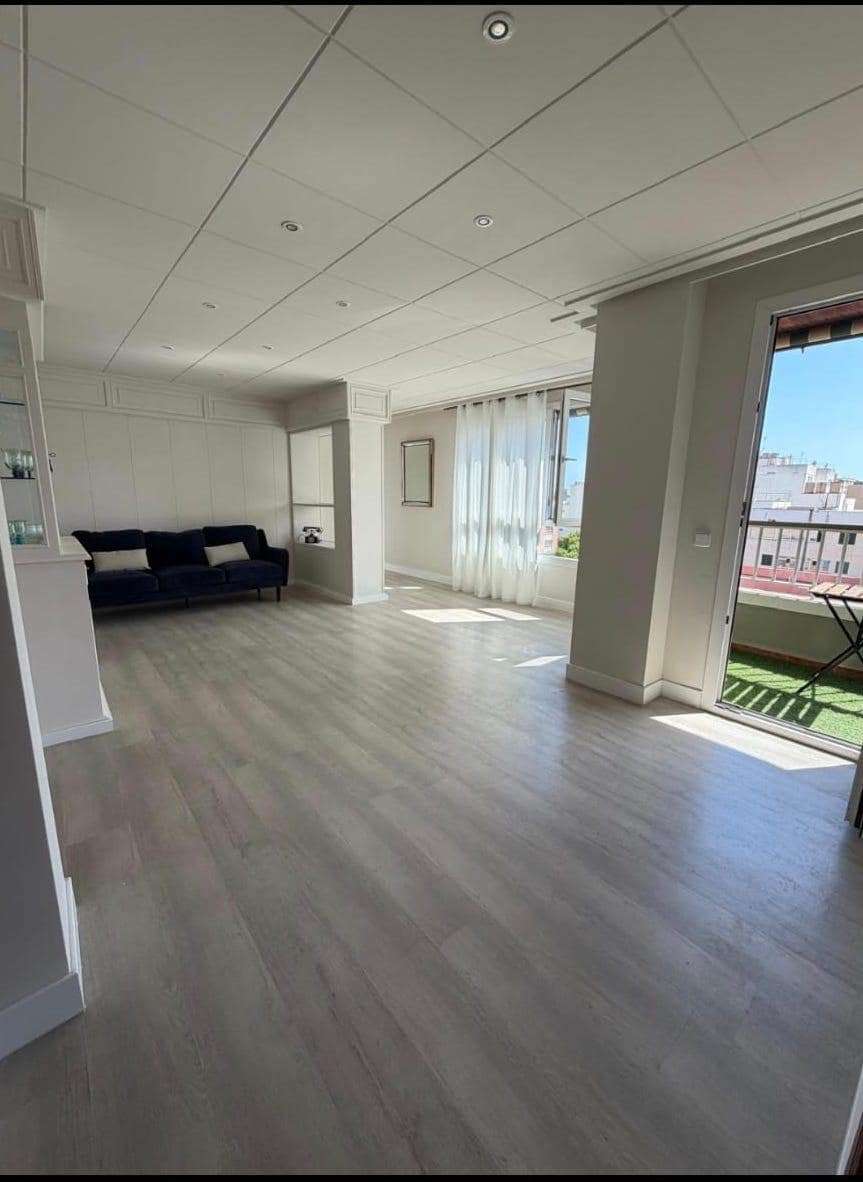 4 sovrum Lägenhet att hyra i Palma de Mallorca med garage - 2 500 € (Ref: 9904153)