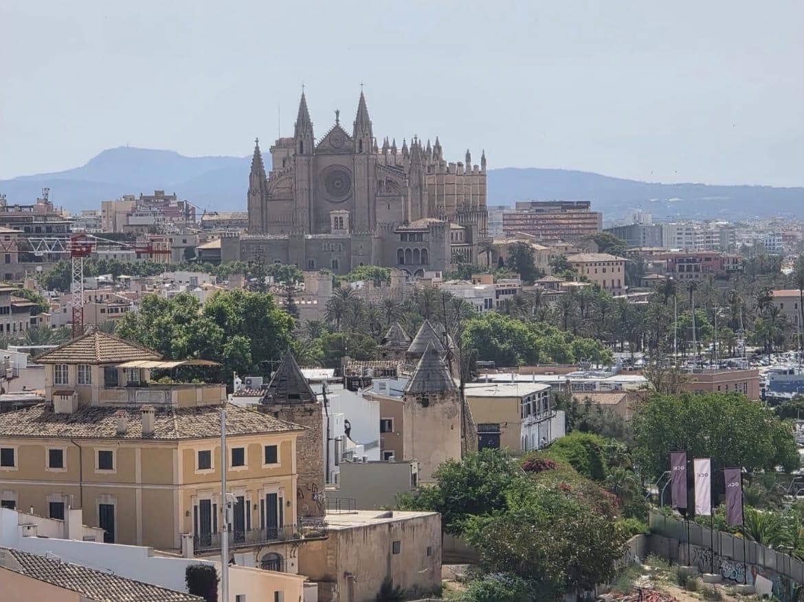 4 sovrum Lägenhet att hyra i Palma de Mallorca med garage - 2 500 € (Ref: 9904153)