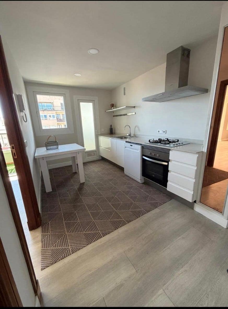 4 sovrum Lägenhet att hyra i Palma de Mallorca med garage - 2 500 € (Ref: 9904153)