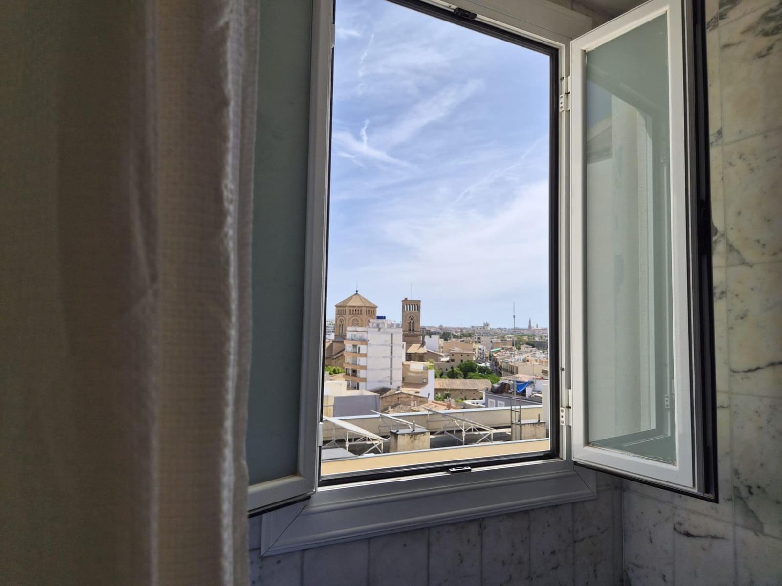 3 bedroom Flat for rent in Palma de Mallorca - € 2,500 (Ref: 9904153)