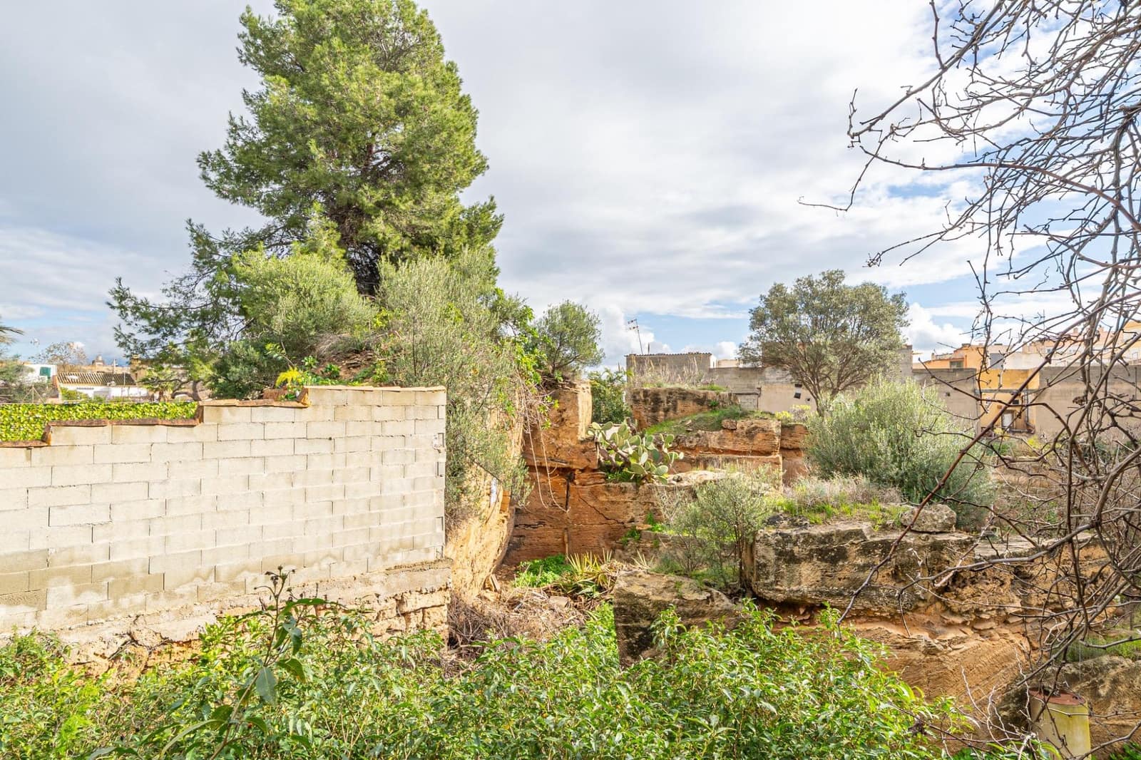 Byggegrund til salg i Coll d'en Rabassa - € 800.000 (Ref: 9922456)