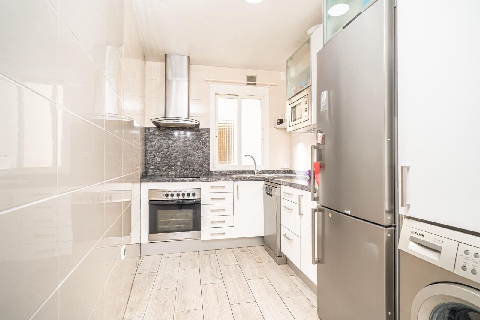 2 bedroom Flat for sale in Palma de Mallorca - € 270,000 (Ref: 9929522)