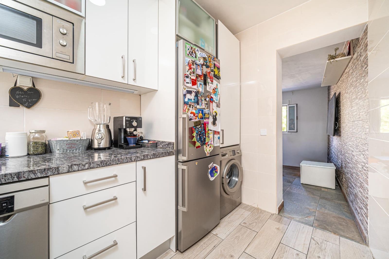 2 bedroom Flat for sale in Palma de Mallorca - € 270,000 (Ref: 9929522)