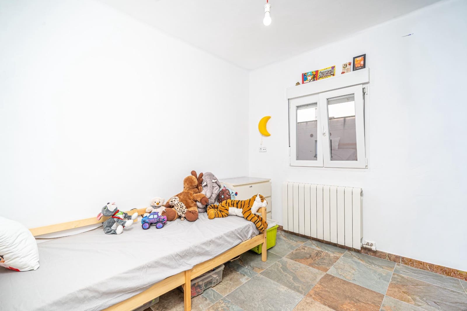 2 bedroom Flat for sale in Palma de Mallorca - € 270,000 (Ref: 9929522)