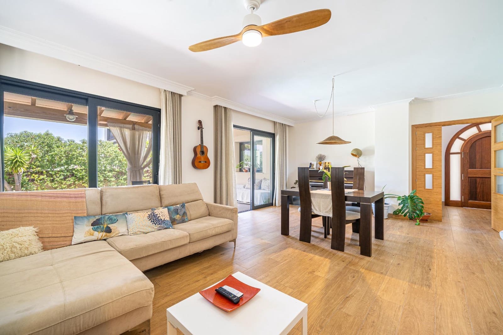 4 bedroom Villa for sale in Sa Cabaneta / La Cabaneta with pool garage - € 899,000 (Ref: 9930823)