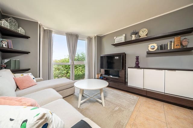 Piso de 2 habitaciones en Vilafranca de Bonany en venta - 290.000 € (Ref: 9938337)