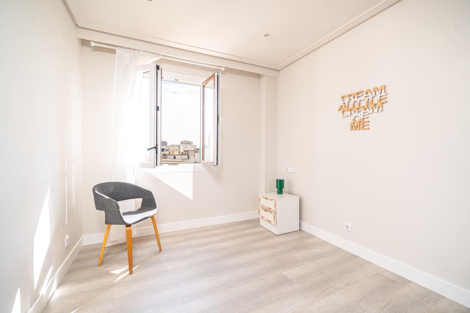 Ático de 3 habitaciones en Palma de Mallorca en alquiler con garaje - 2.490 € (Ref: 9959936)