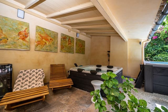 4 slaapkamer Appartement te koop in Arxiduc, Palma de Mallorca met zwembad garage - € 885.000 (Ref: 9965393)