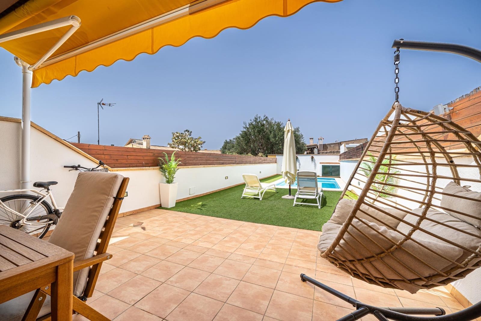3 soverom Rekkehus til salgs i Vilafranca de Bonany med svømmebasseng - € 480 000 (Ref: 9978996)