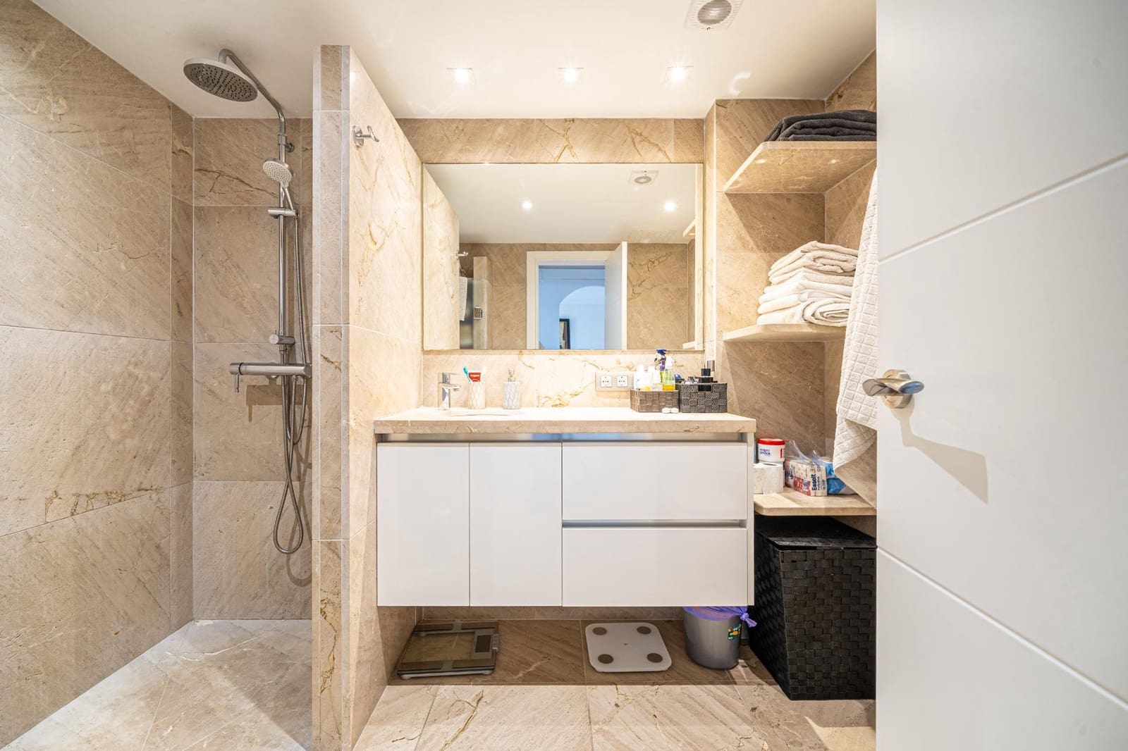 3 bedroom Flat for sale in Santa Ponsa - € 590,000 (Ref: 9997210)