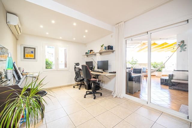 3 bedroom Flat for sale in Santa Ponsa, Calvià - € 590,000 (Ref: 9997210)
