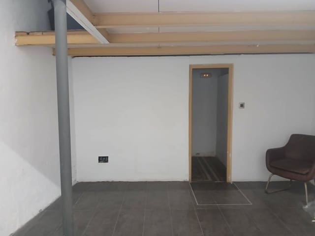 Komercyjne do wynajęcia w Kartagena - 1 500 € (Ref: 10004276)