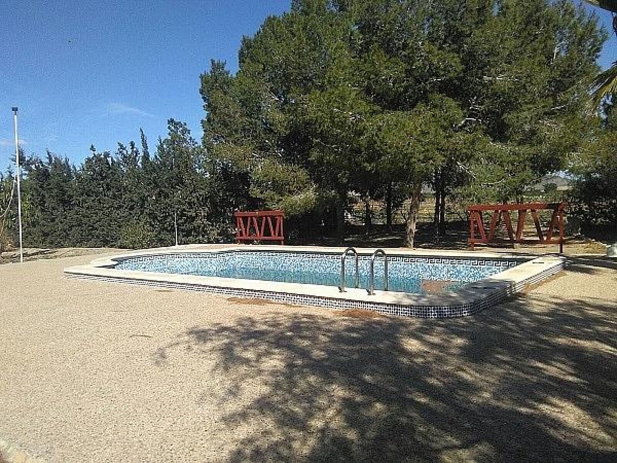 6 sovrum Finca/Hus på landet till salu i La Aljorra med pool garage - 650 000 € (Ref: 10021008)