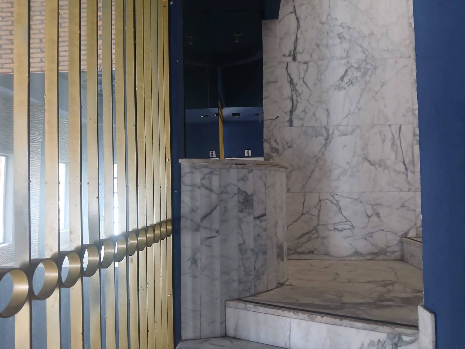 Commercial for rent in Cartagena - € 2,400 (Ref: 10034064)
