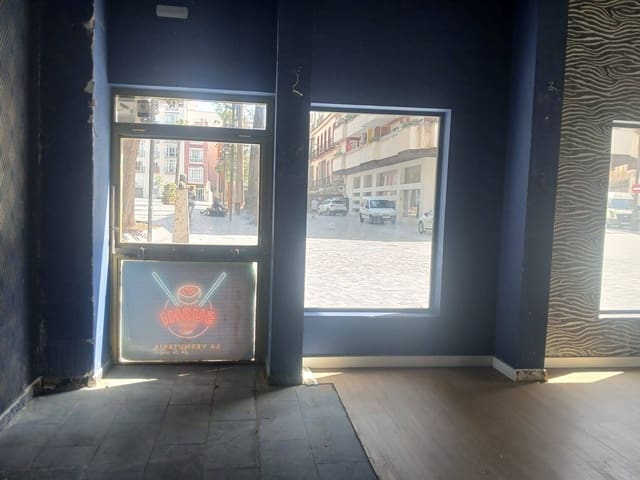 Commercial for rent in Cartagena - € 2,400 (Ref: 10034064)