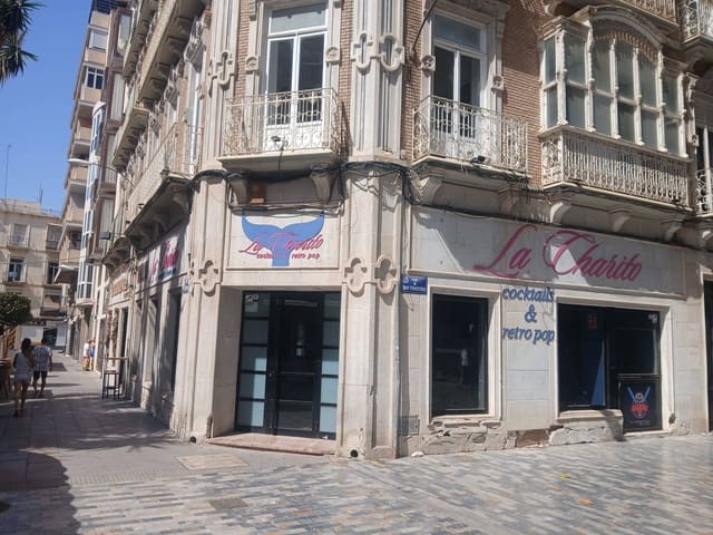 Commercial for rent in Cartagena - € 2,400 (Ref: 10034064)