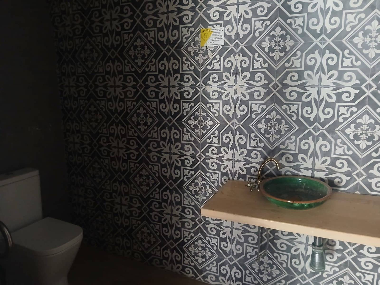 Commercial for rent in Cartagena - € 2,400 (Ref: 10034064)