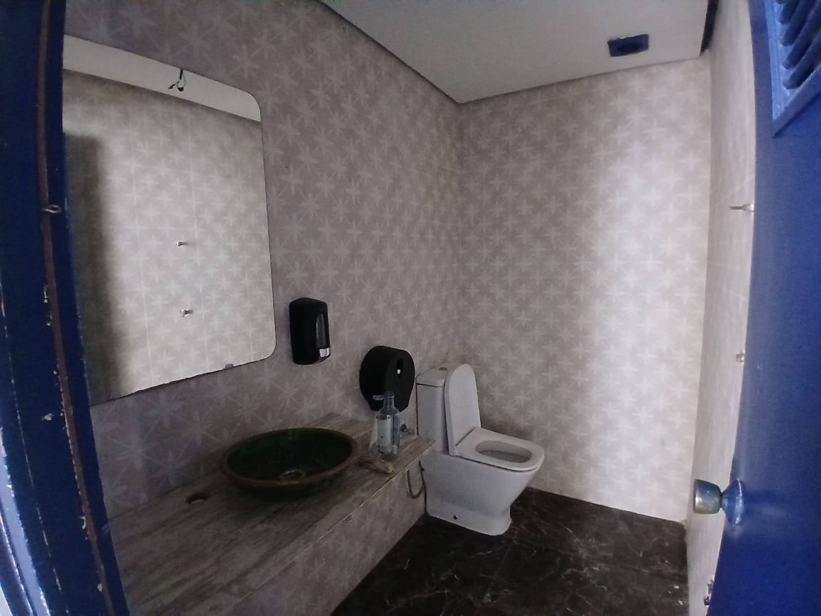 Commercial for rent in Cartagena - € 2,400 (Ref: 10034064)