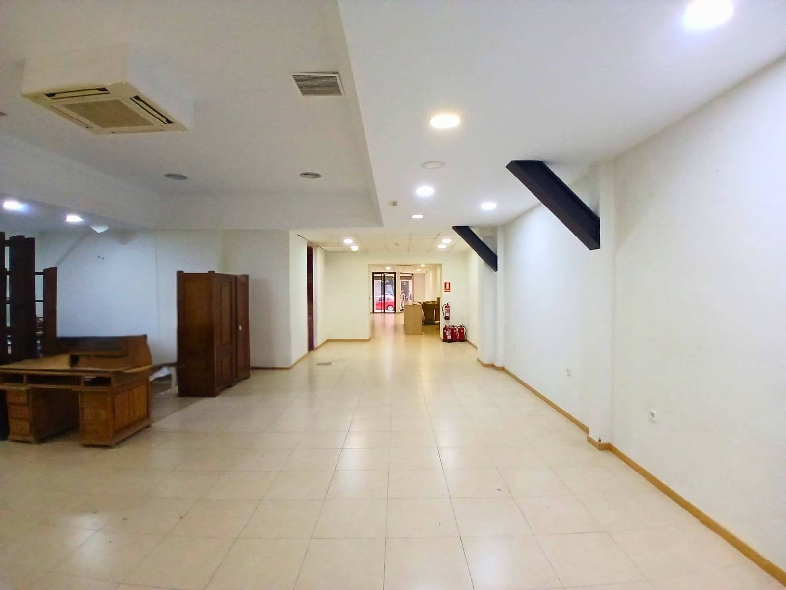 Gewerbe zu verkaufen in Cartagena - 520.000 € (Ref: 9890712)