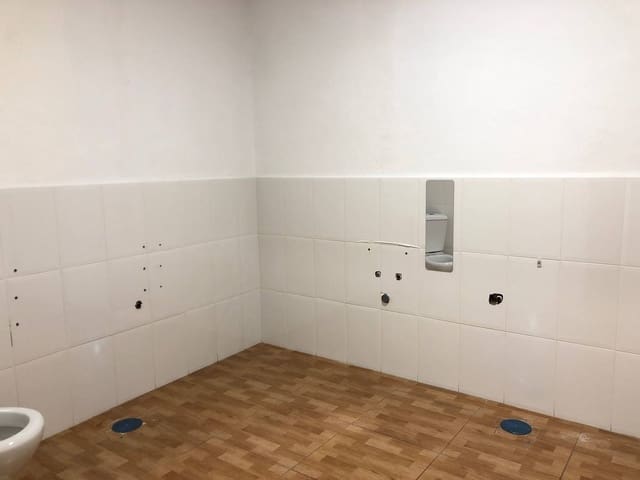 Comercial para venda em Cartagena - 100 000 € (Ref: 9890713)