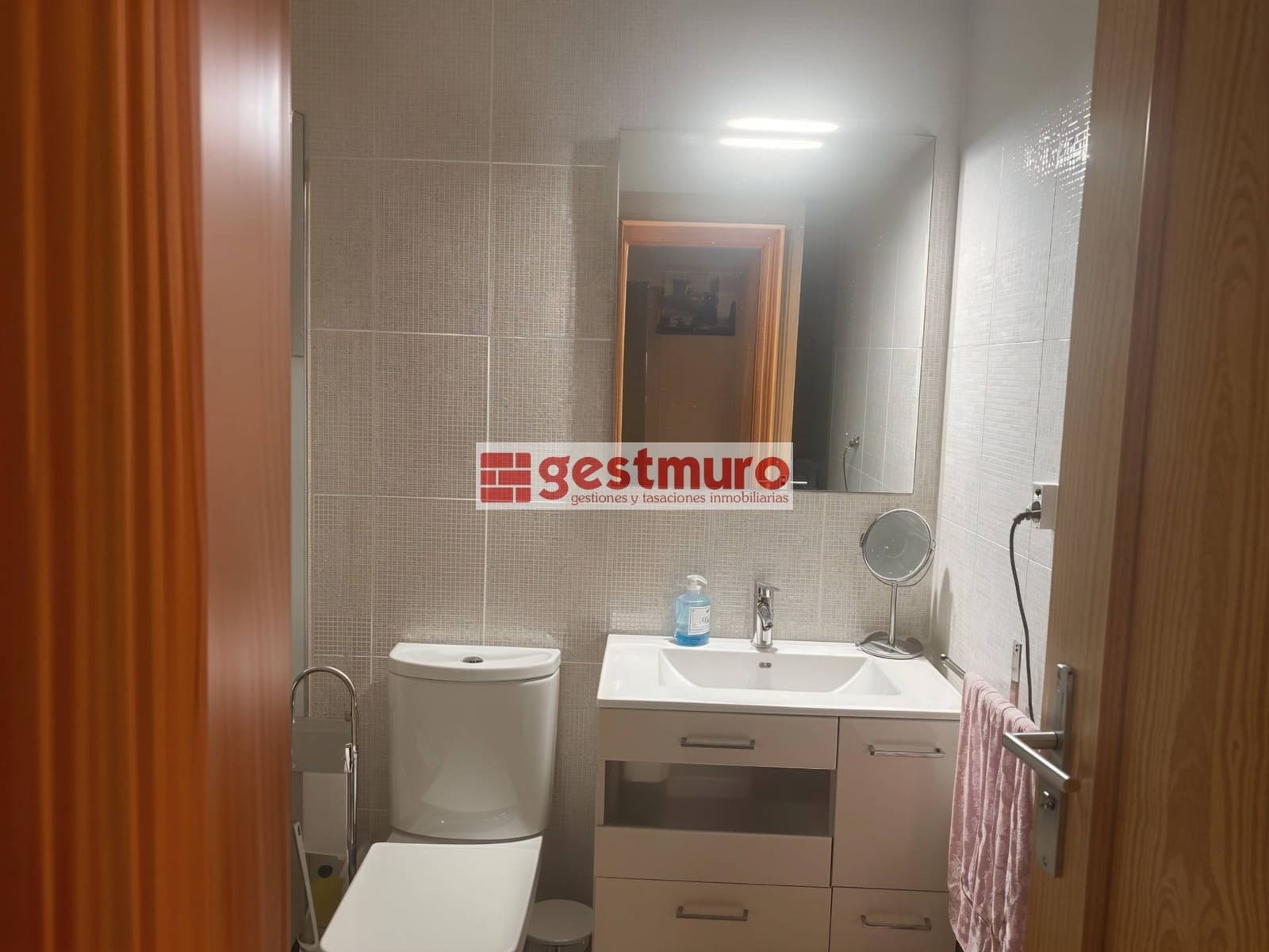 Apartamento de 2 habitaciones en Cartagena en venta - 120.000 € (Ref: 9890715)