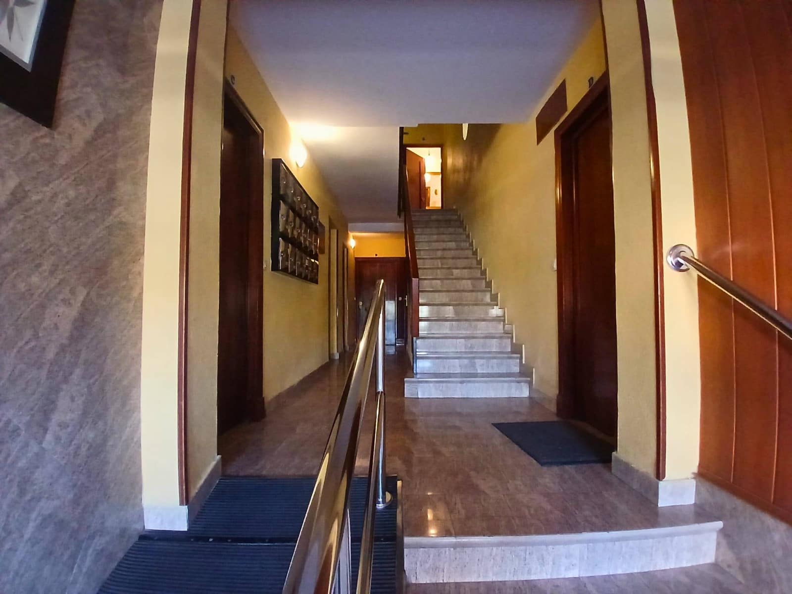 Piso de 4 habitaciones en Cartagena en venta - 184.000 € (Ref: 9890718)