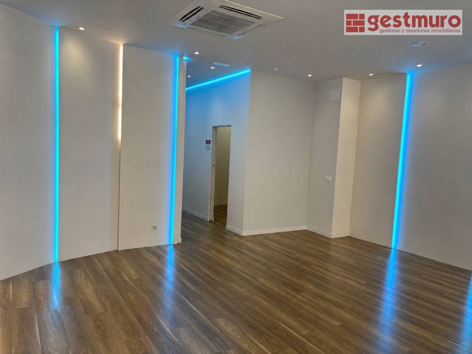 Komercyjne do wynajęcia w Kartagena - 2 900 € (Ref: 9890719)