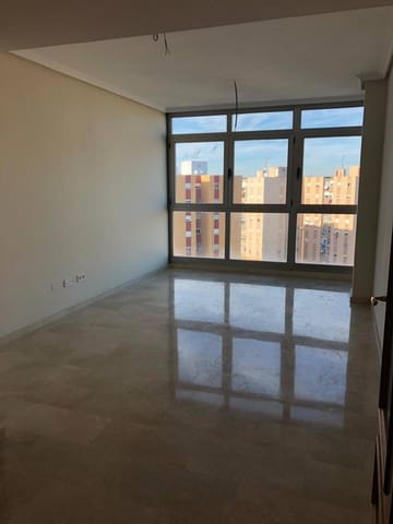 3 bedroom Penthouse for rent in Cartagena with garage - € 750 (Ref: 9898748)