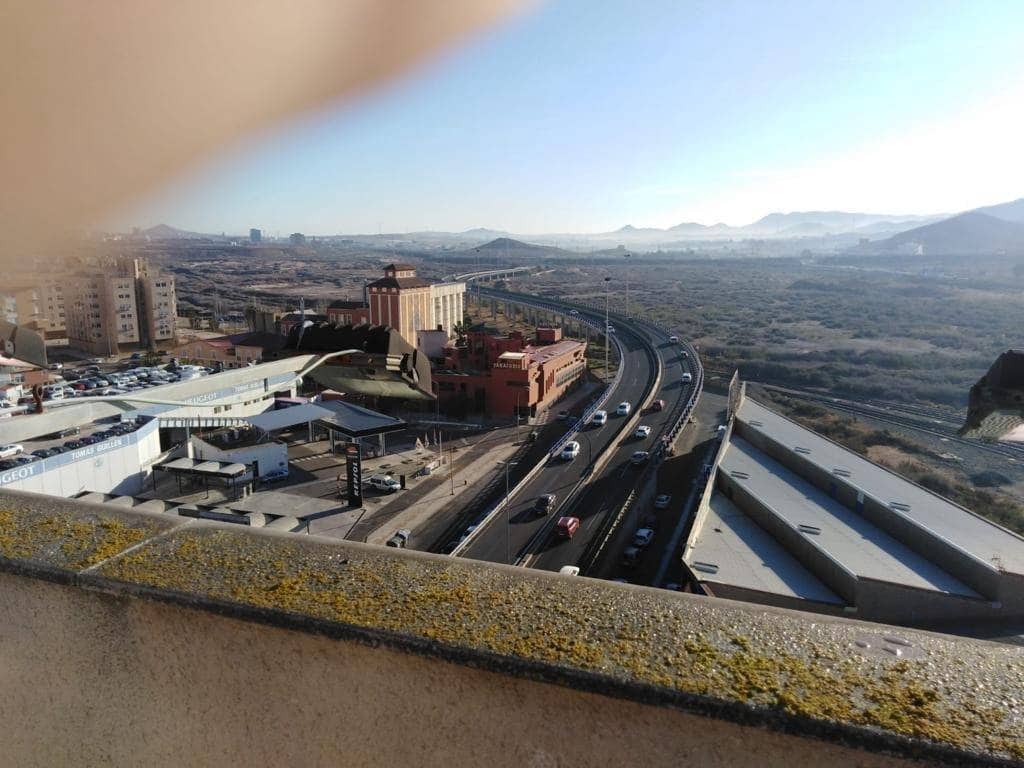 3 Zimmer Penthouse zu vermieten in Cartagena mit Garage - 750 € (Ref: 9898748)