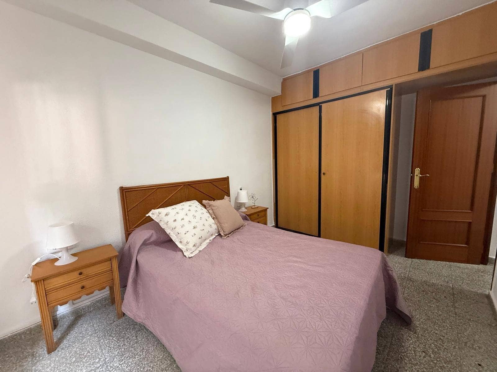 Apartamento de 2 habitaciones en Cartagena en alquiler - 700 € (Ref: 9915891)