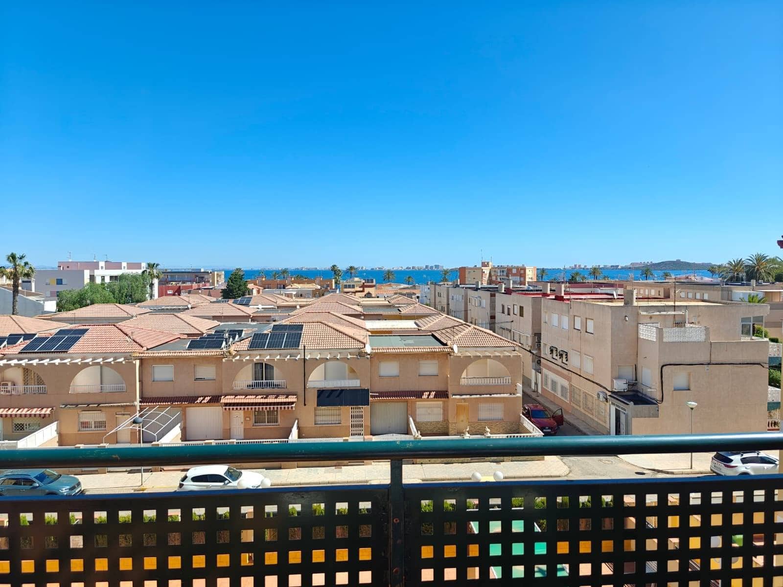 2 soveværelse Penthouse til leje i Islas Menores med swimmingpool - € 700 (Ref: 9915892)