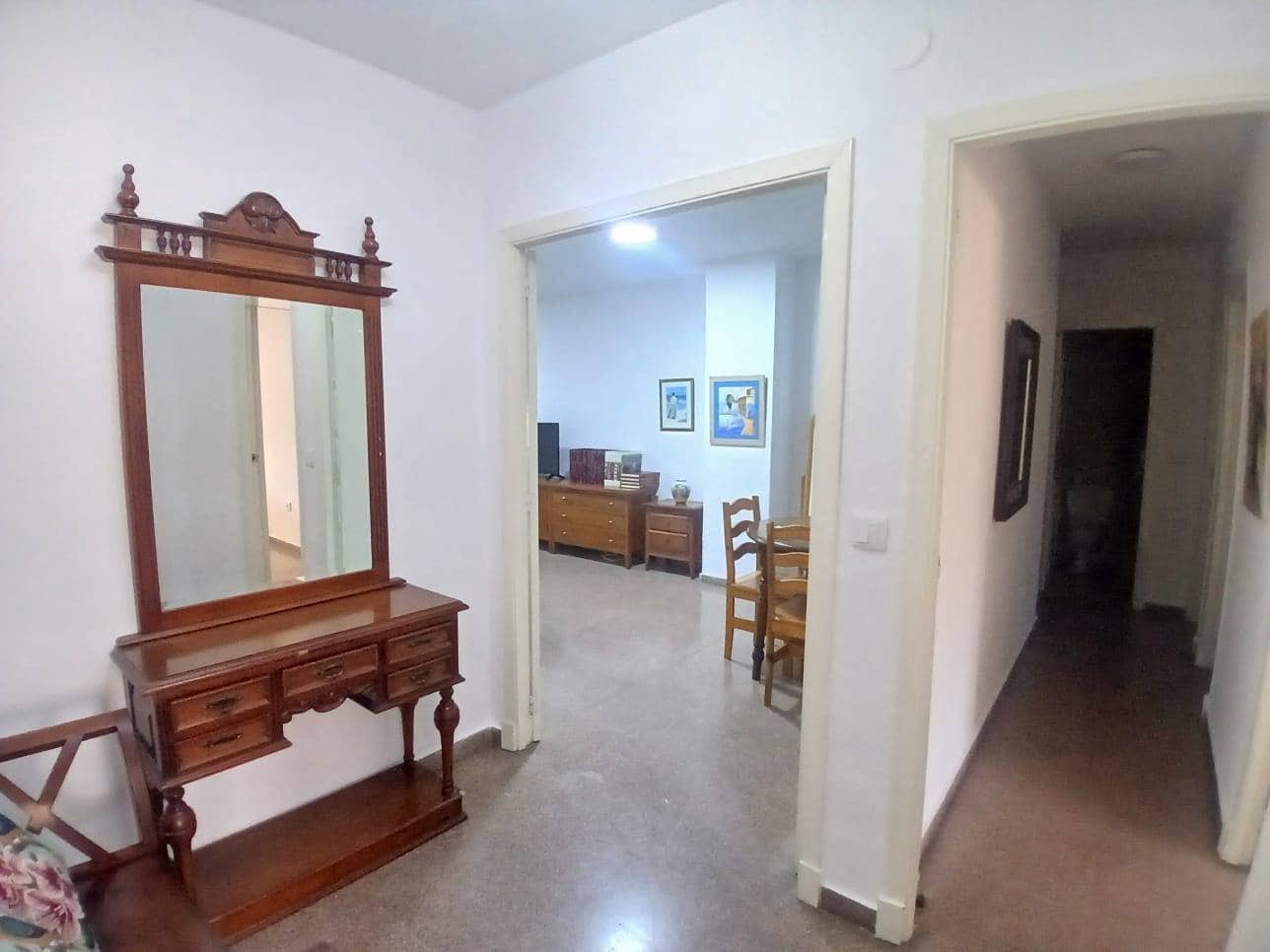 Piso de 4 habitaciones en Cartagena en alquiler - 1.100 € (Ref: 9922367)