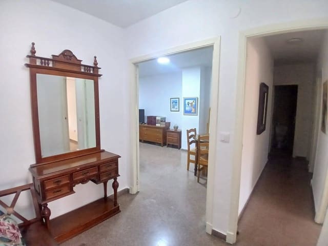 4 sovrum Lägenhet att hyra i Cartagena - 1 100 € (Ref: 9922367)
